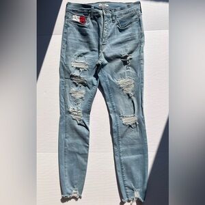 Tommy High Rise Curve Legging Light Wash Distressed Size 6 Slimming Pocket Long